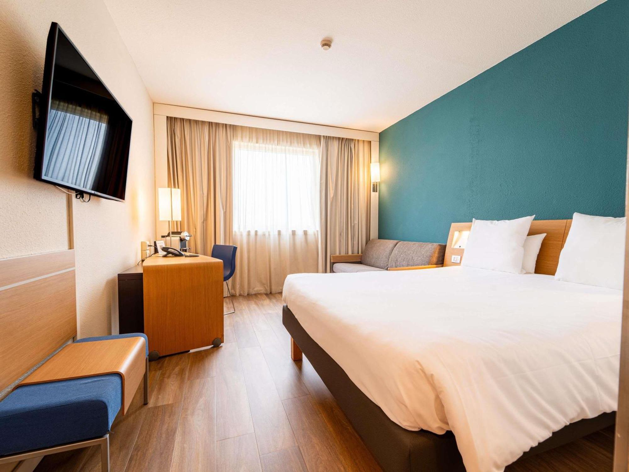 Novotel Est 4* Roma
